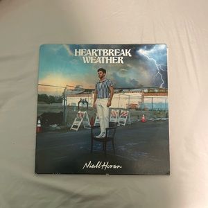 Niall horan heartbreak weather vinyl record